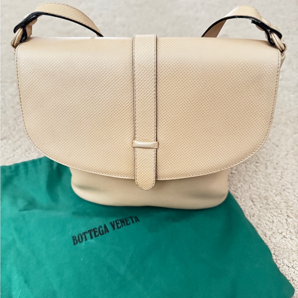 Bottega Veneta vintage Cream Crossbody Bag